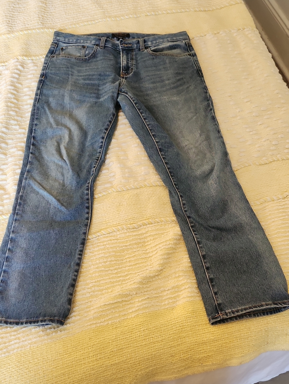 Banana Republic Light Blue Denim Jeans with Gold Stitching
